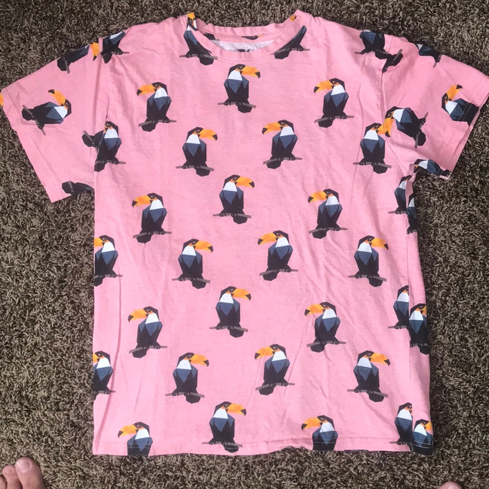 Large knicker bocker shirt.